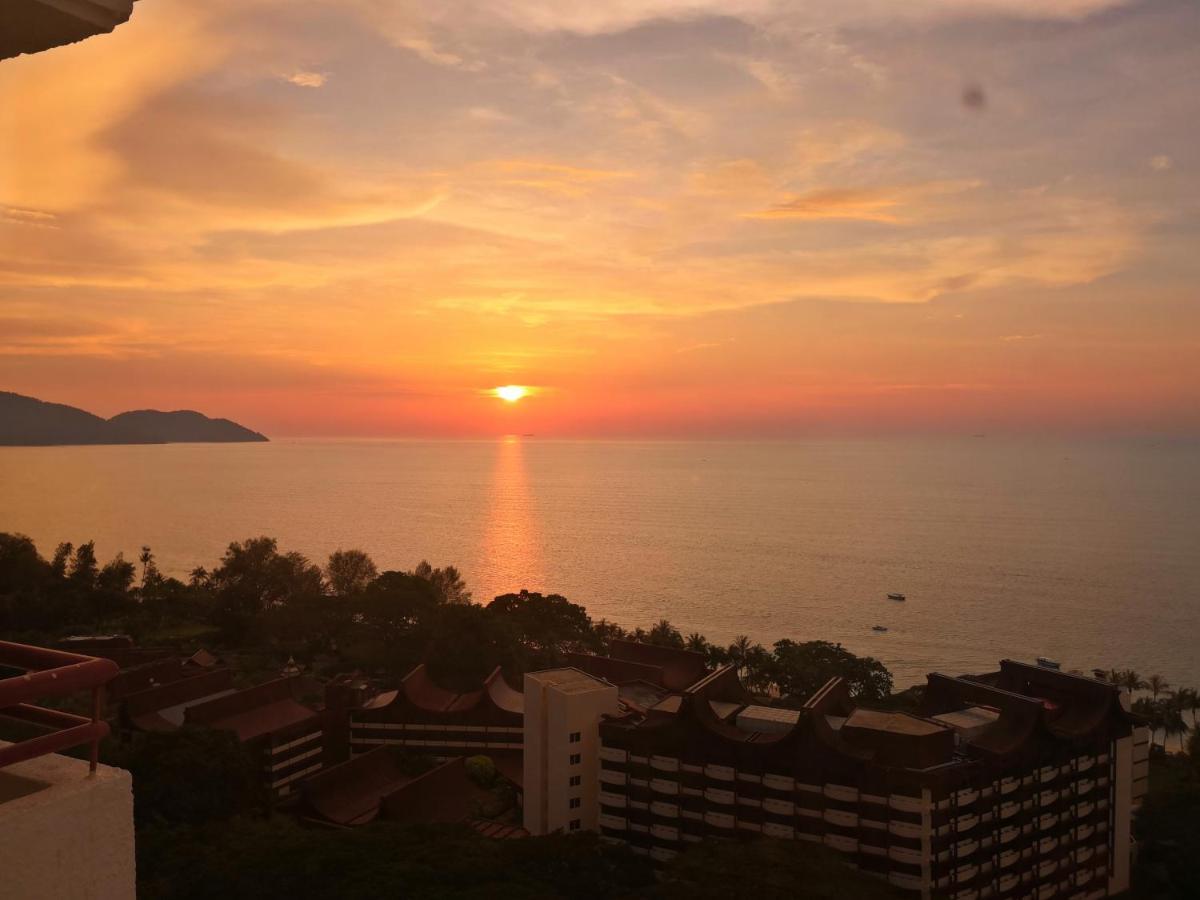 Green Ocean Seaview Apartment Batu Ferringhi Exterior foto