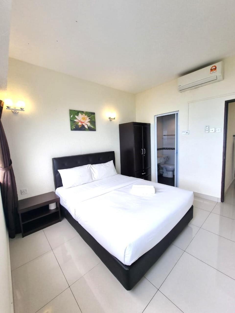 Green Ocean Seaview Apartment Batu Ferringhi Exterior foto