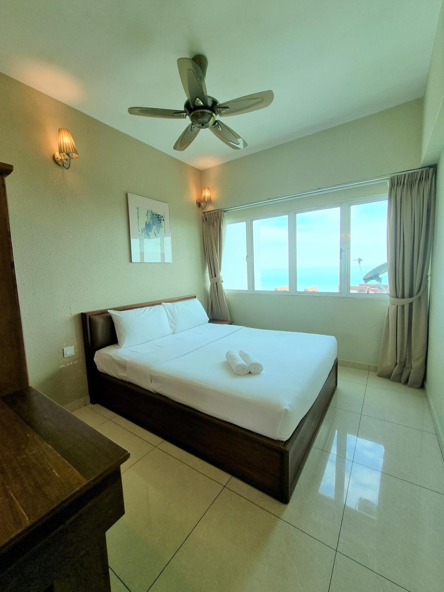 Green Ocean Seaview Apartment Batu Ferringhi Exterior foto