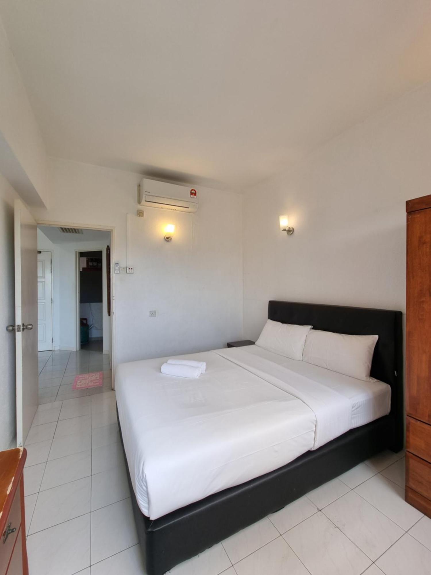 Green Ocean Seaview Apartment Batu Ferringhi Exterior foto