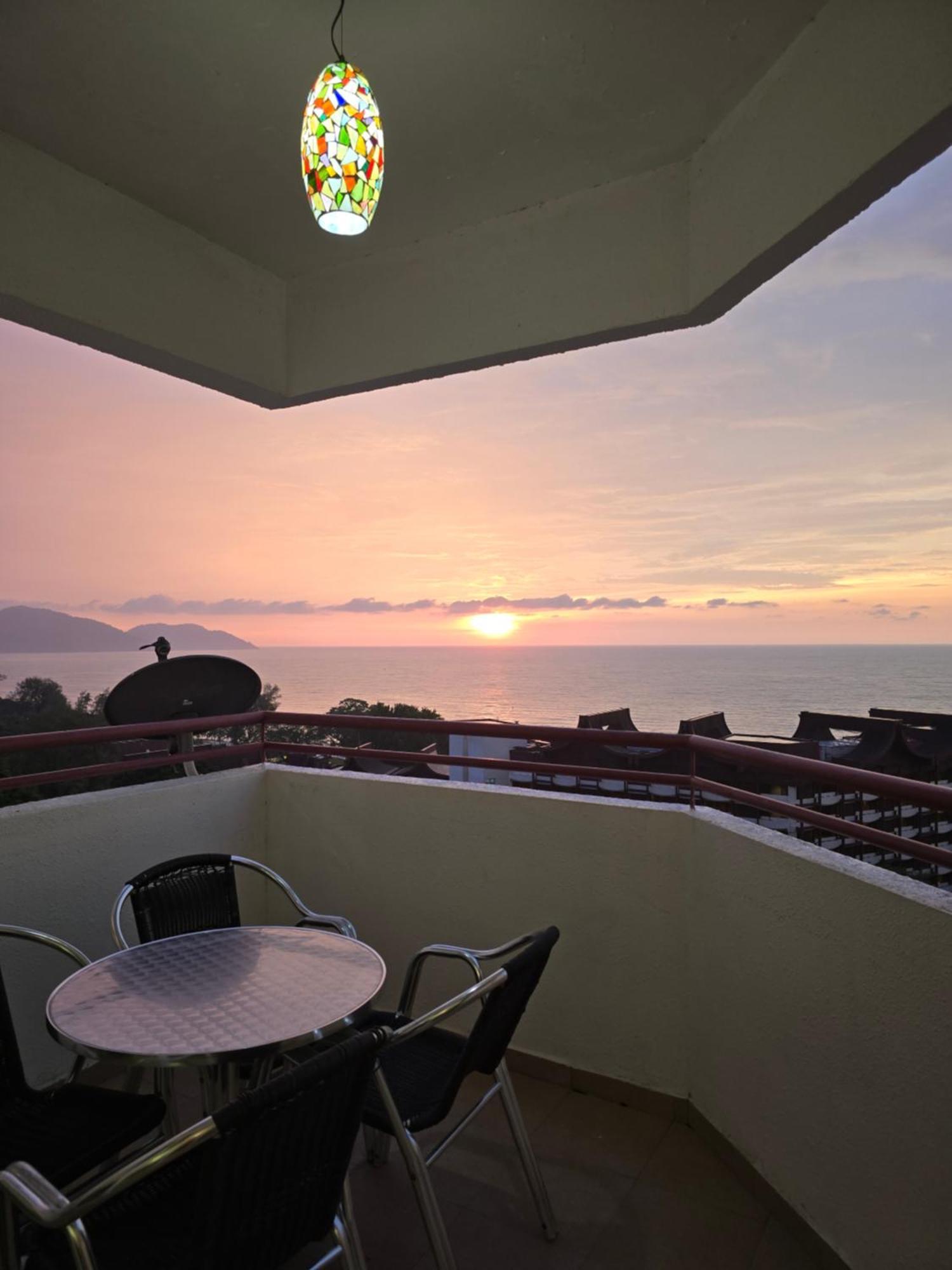 Green Ocean Seaview Apartment Batu Ferringhi Exterior foto